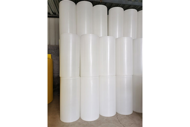 青島軟化水成套設(shè)備PE鹽箱應(yīng)用案例