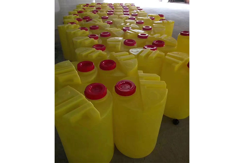 加藥箱設(shè)備 加藥箱設(shè)備