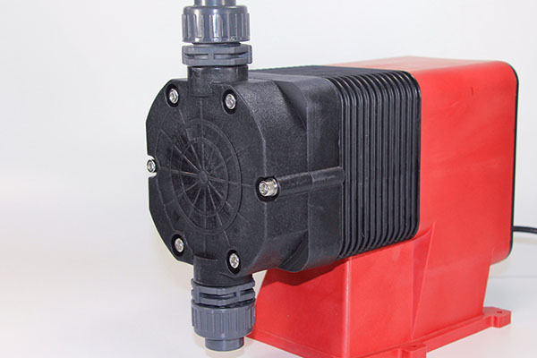 PE加藥箱攪拌機(jī) PE加藥箱攪拌機(jī)